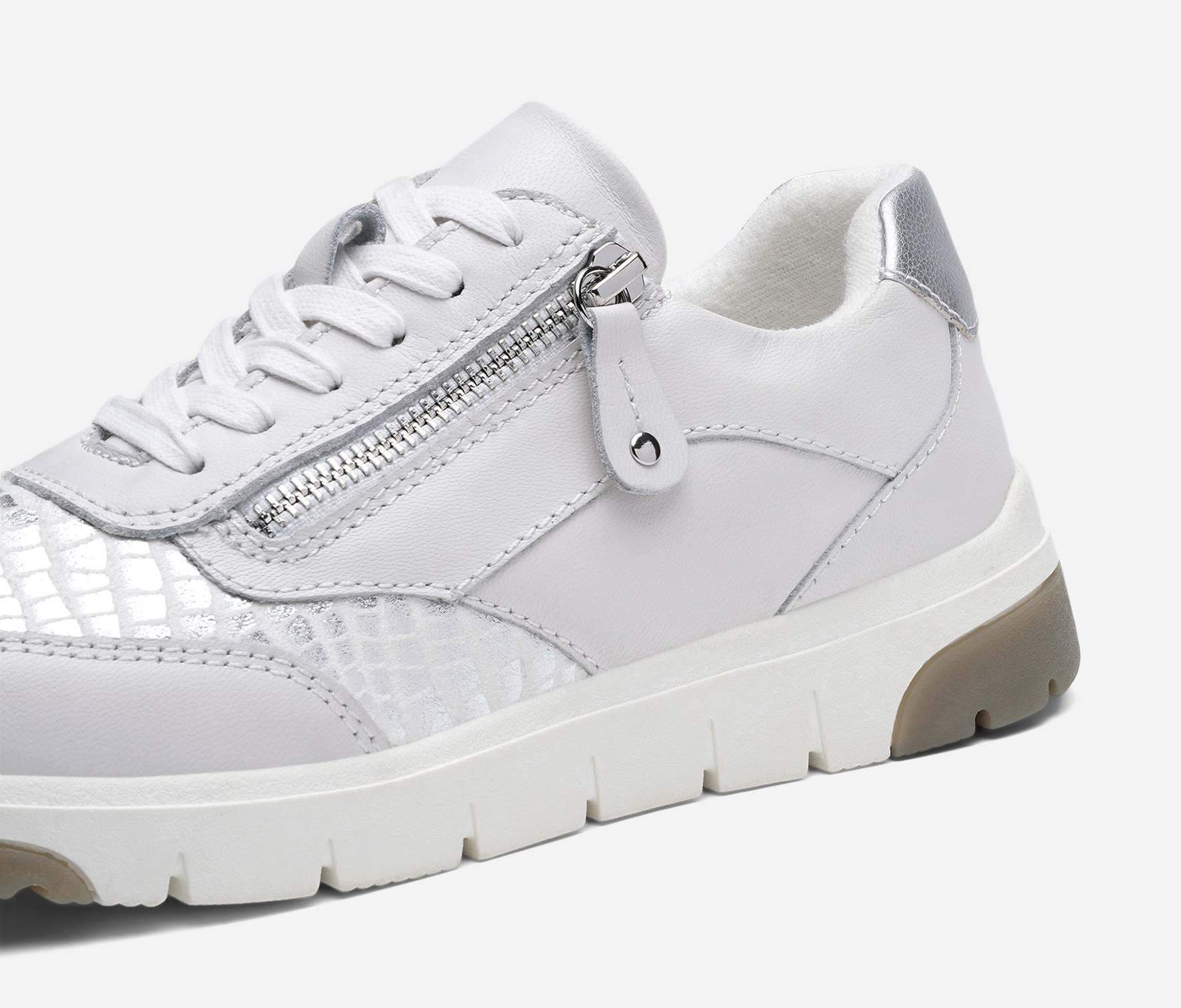 PACE, Sneakers Vita