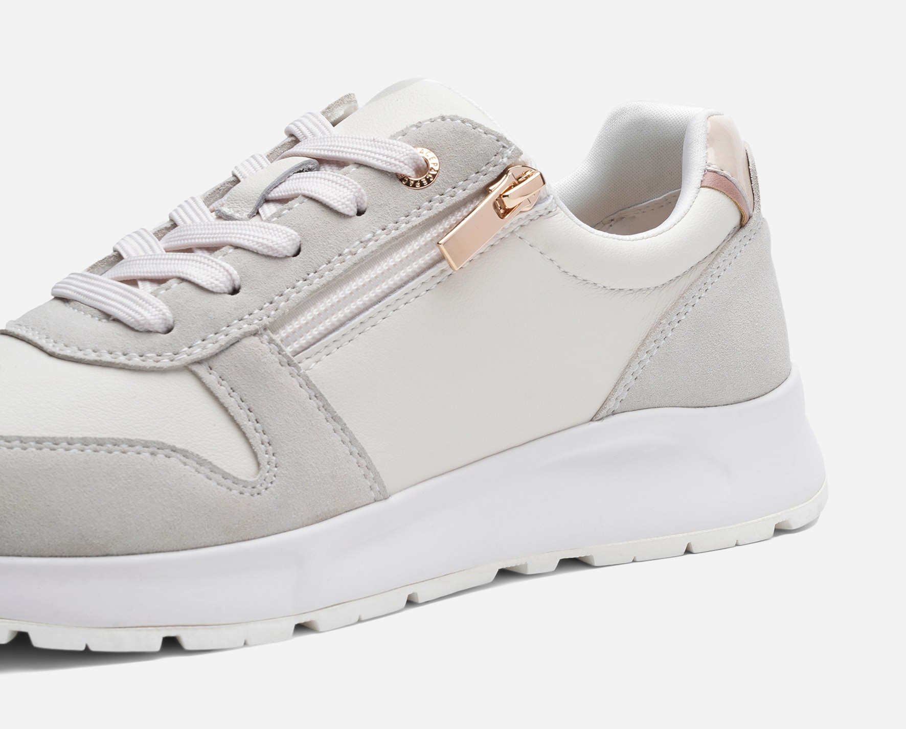 PACE, Sneakers Beigea