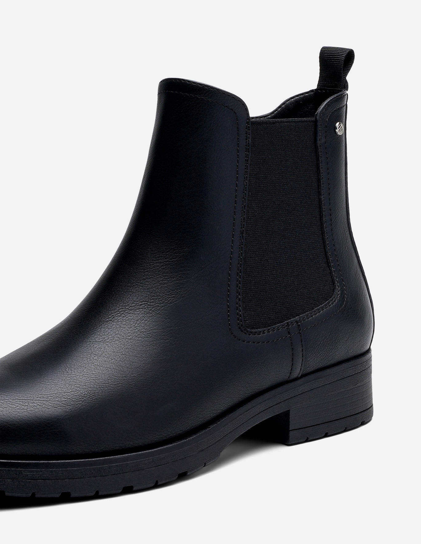 SO ALL, Boots Svarta