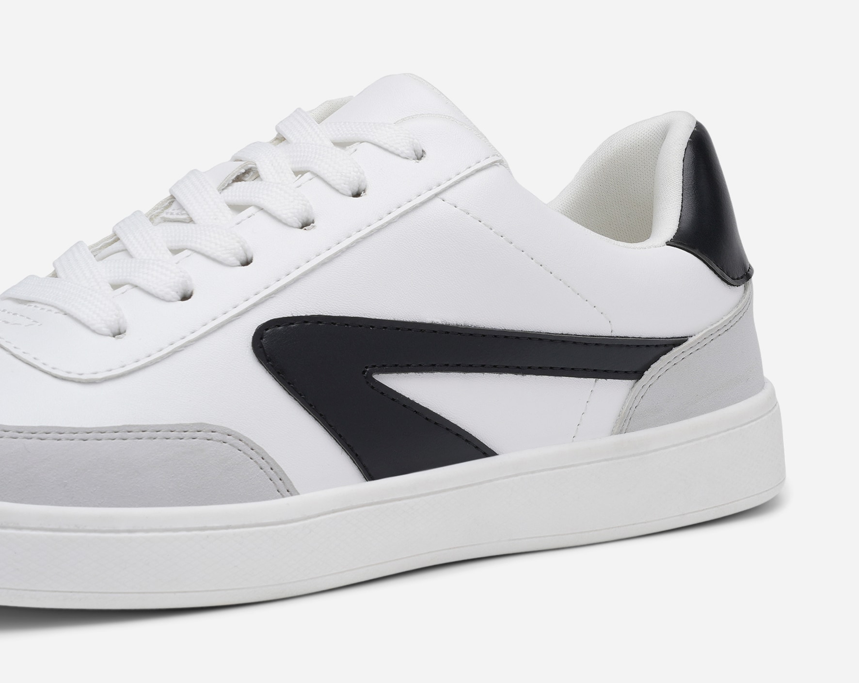 ATTITUDE, Sneakers Vita