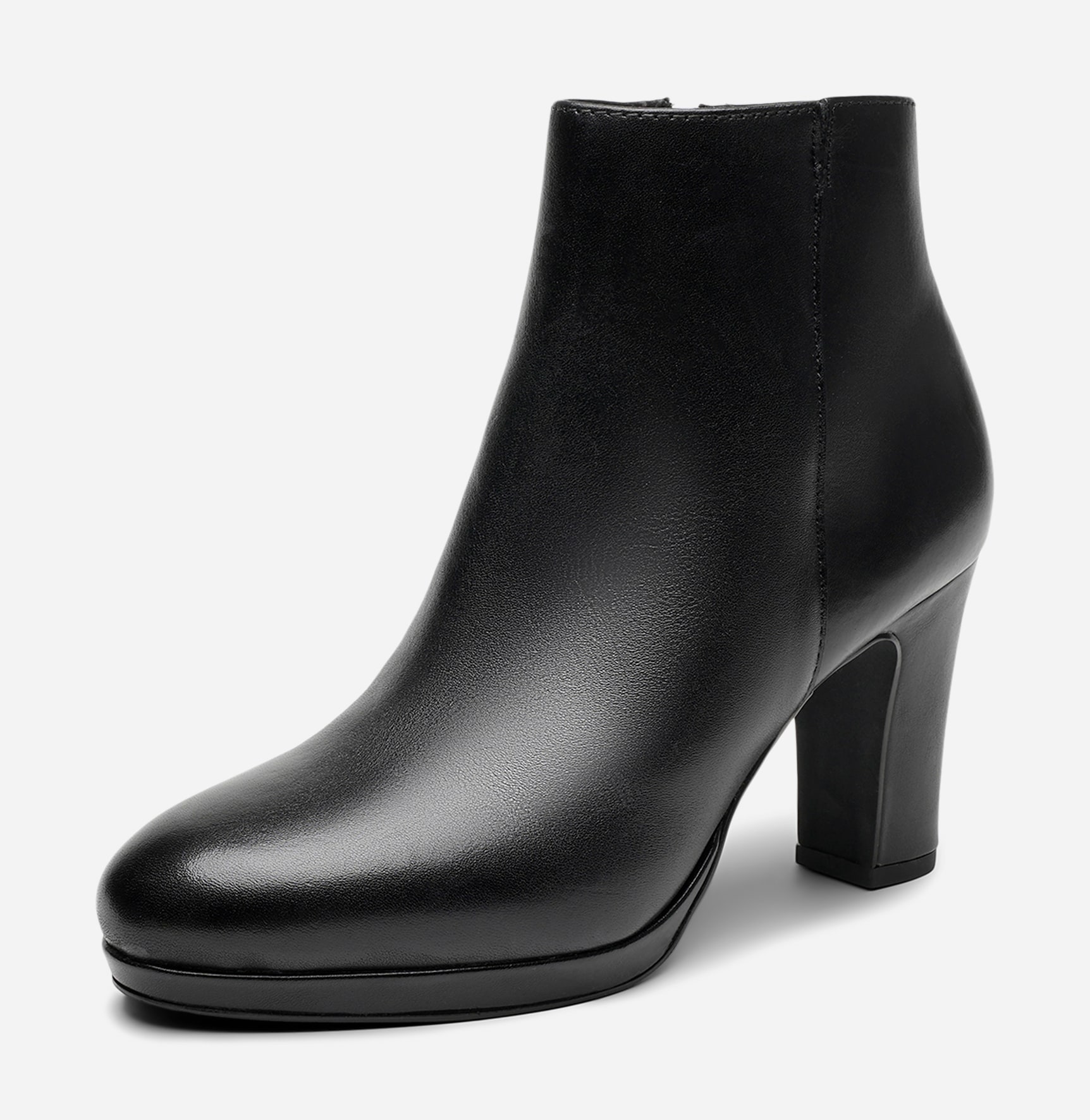 PACE, Boots Svarta