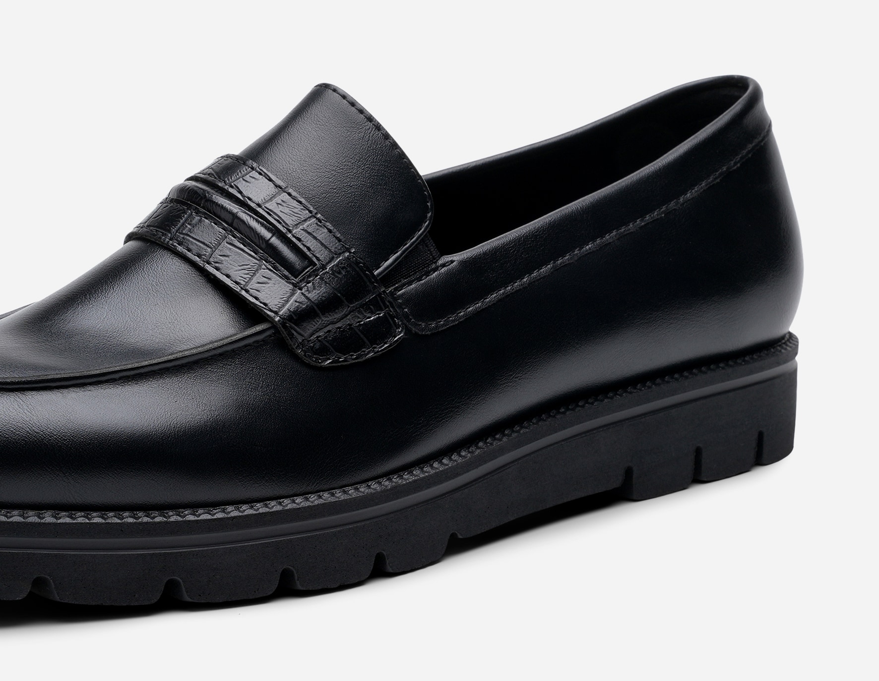 SO ALL, Loafers Svarta