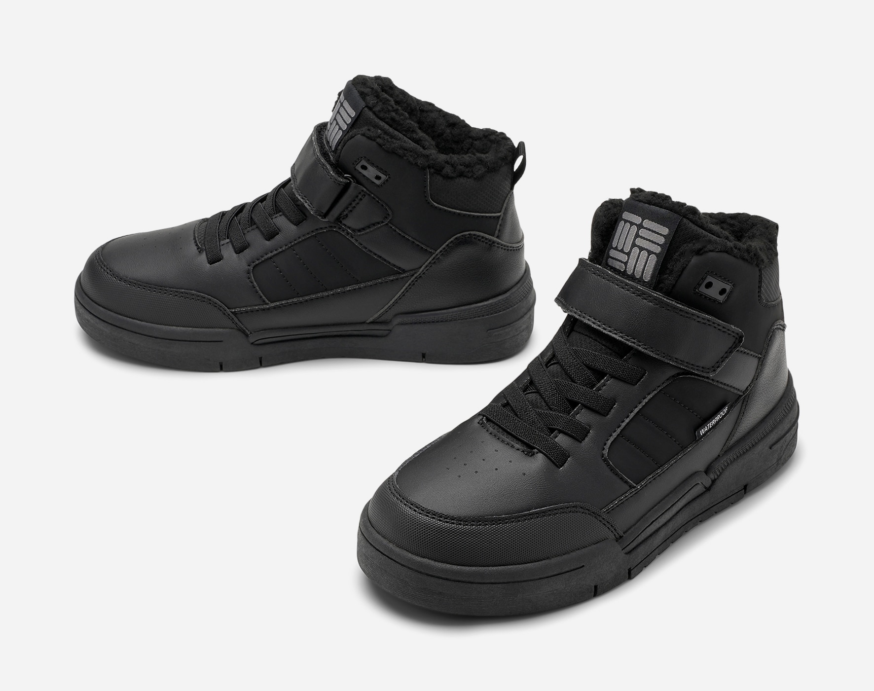 DINSKO, Varmfodrade höga sneakers waterproof Svarta