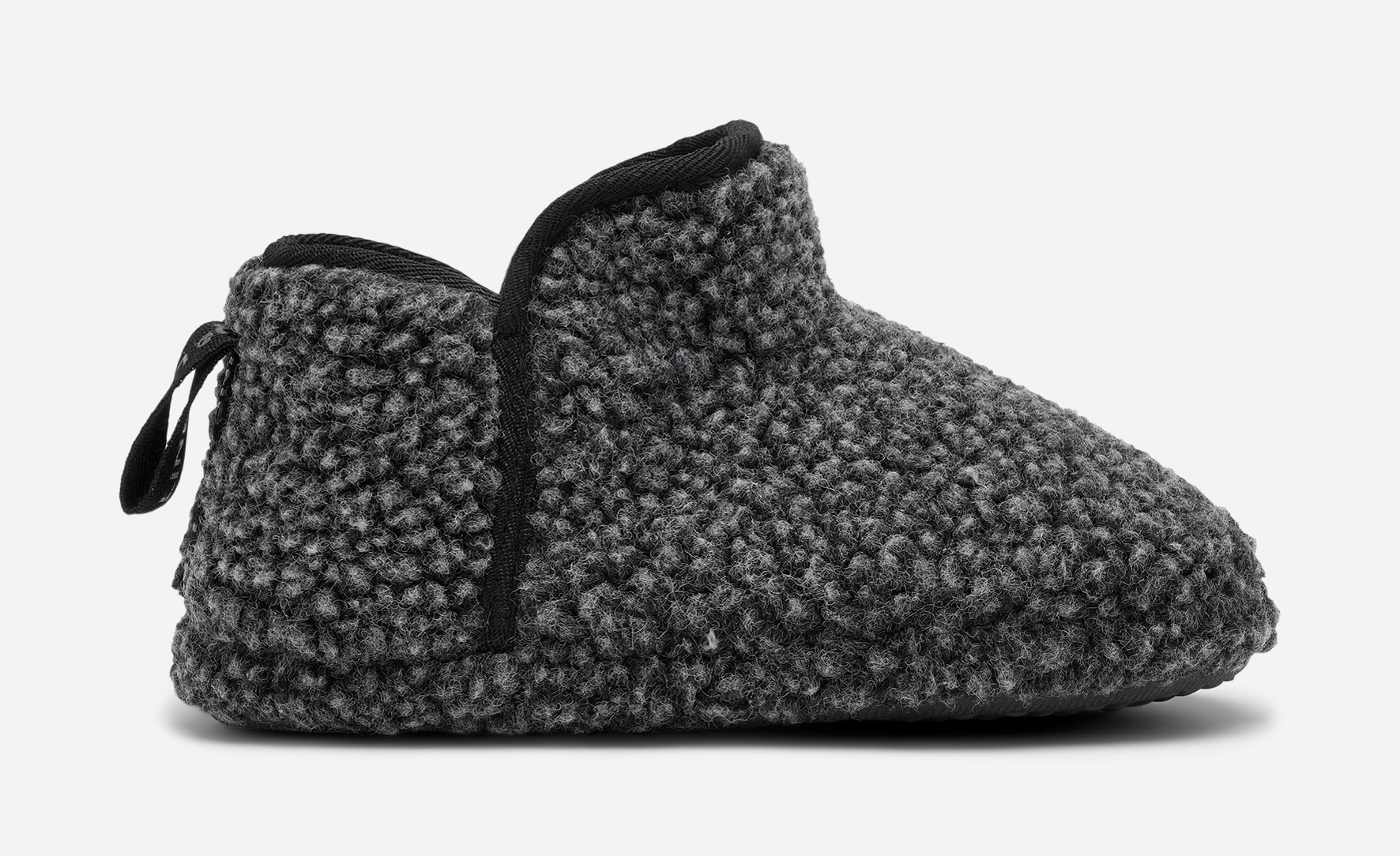 LINEAR, Tofflor Gråa