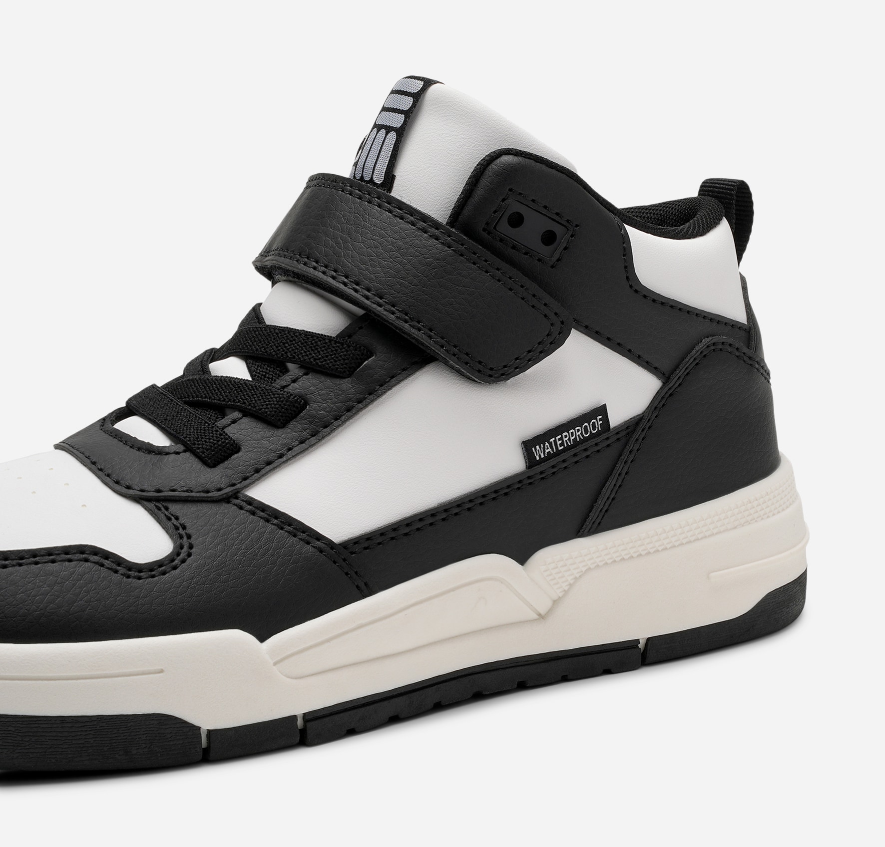 DINSKO, Höga sneakers, waterproof Svarta