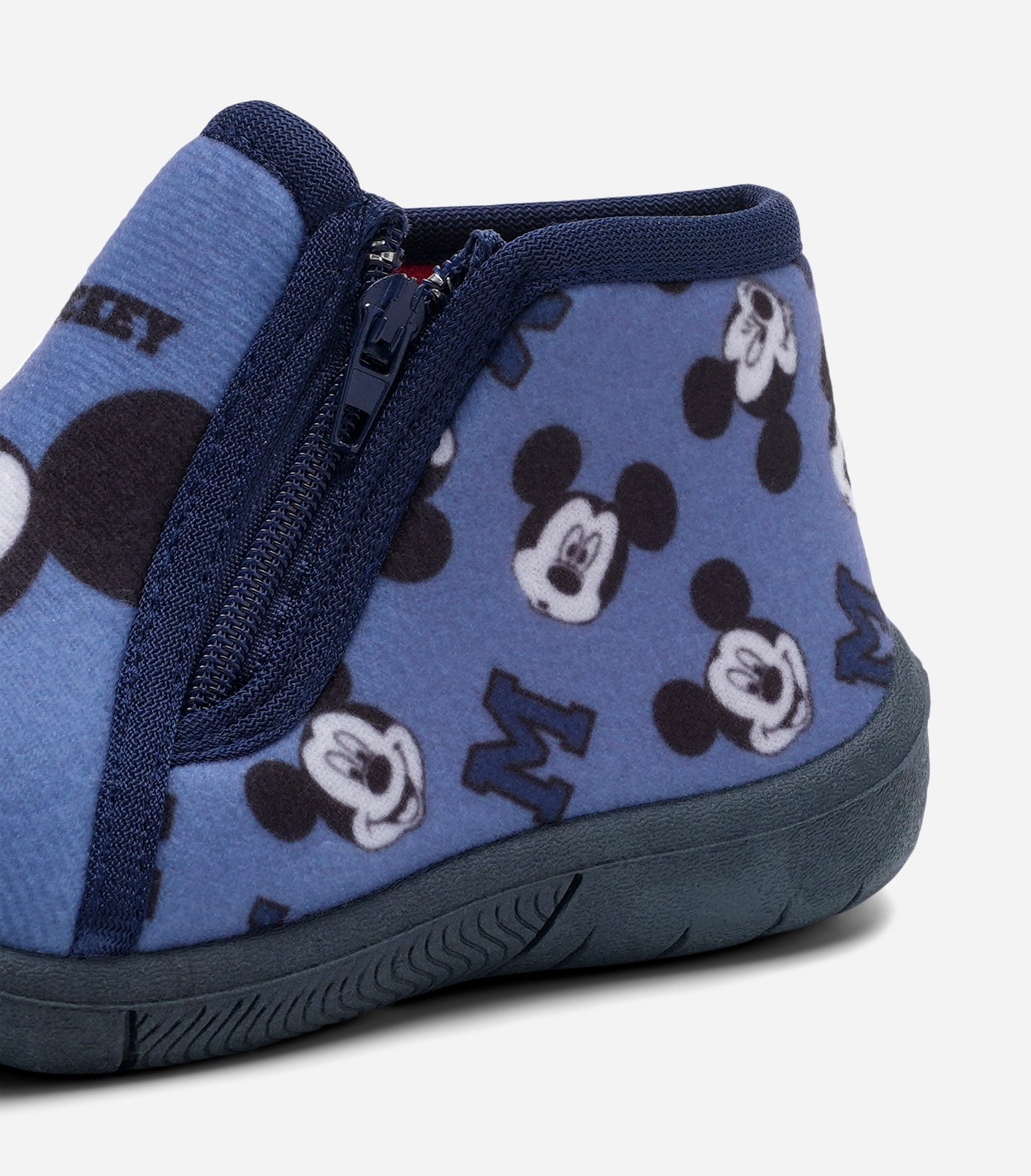 Mickey Mouse, Tofflor Flerfärgade