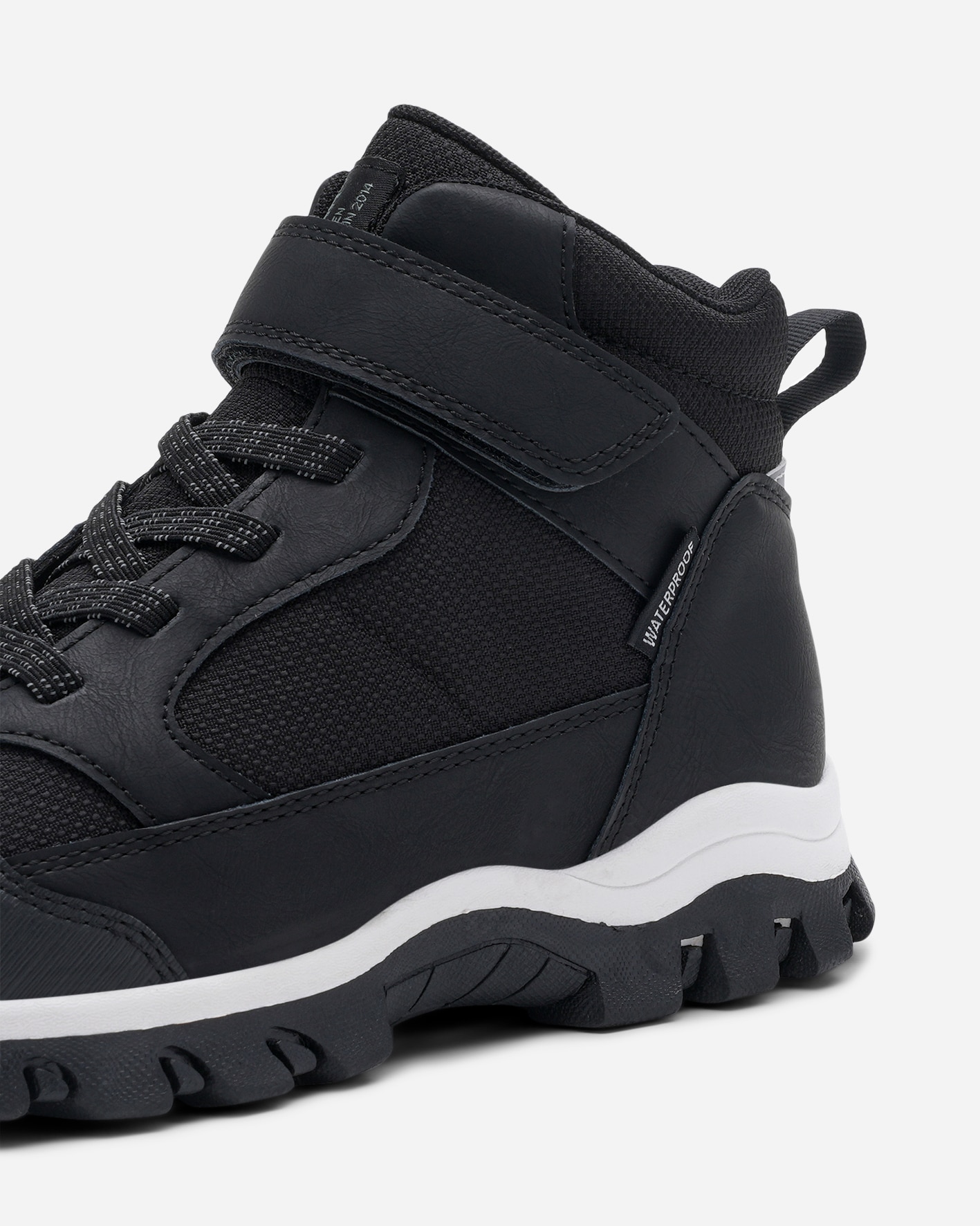 LINEAR, Höga sneakers, waterproof Svarta
