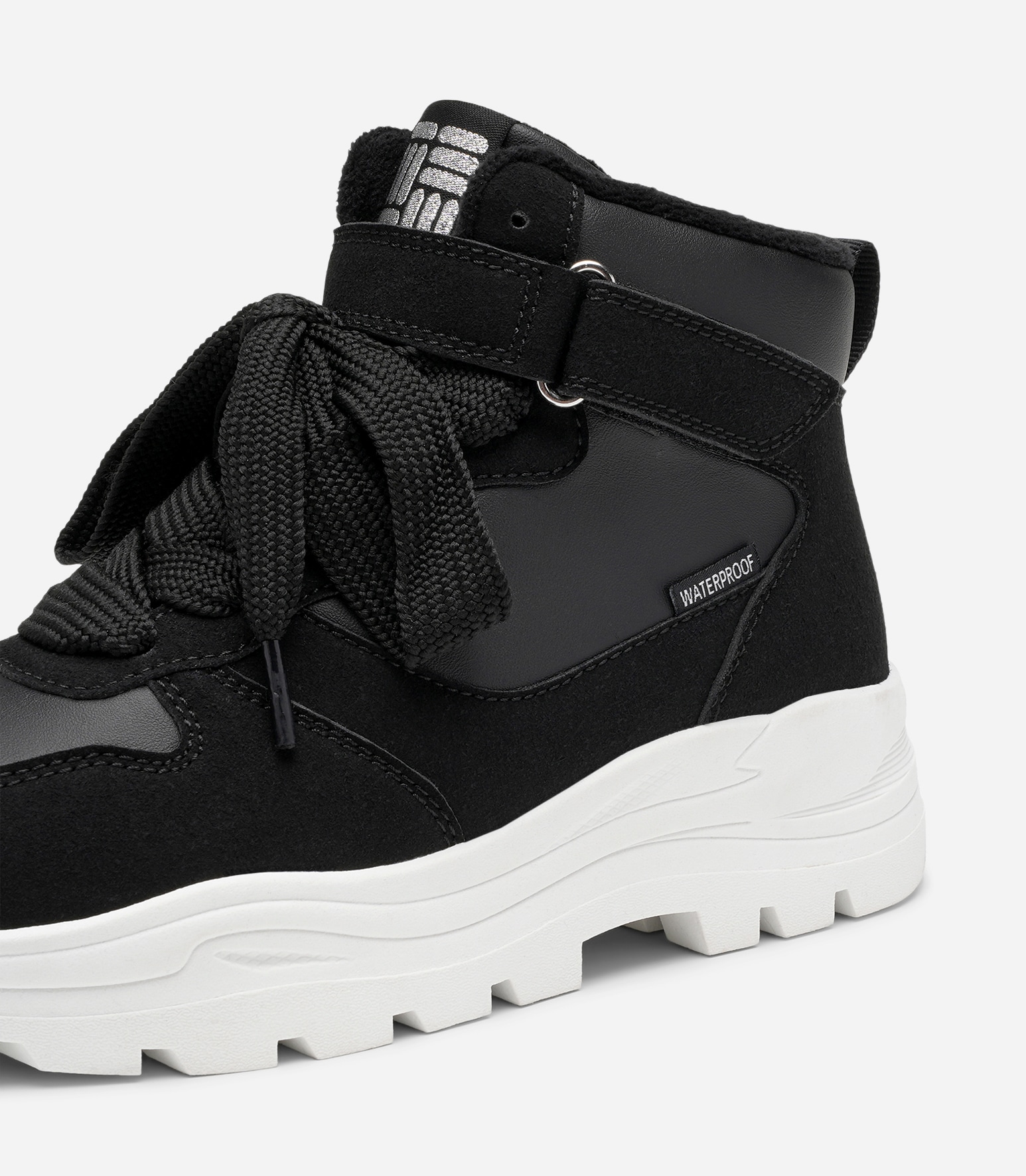 DINSKO, Fleecefodrade kängor waterproof Svarta