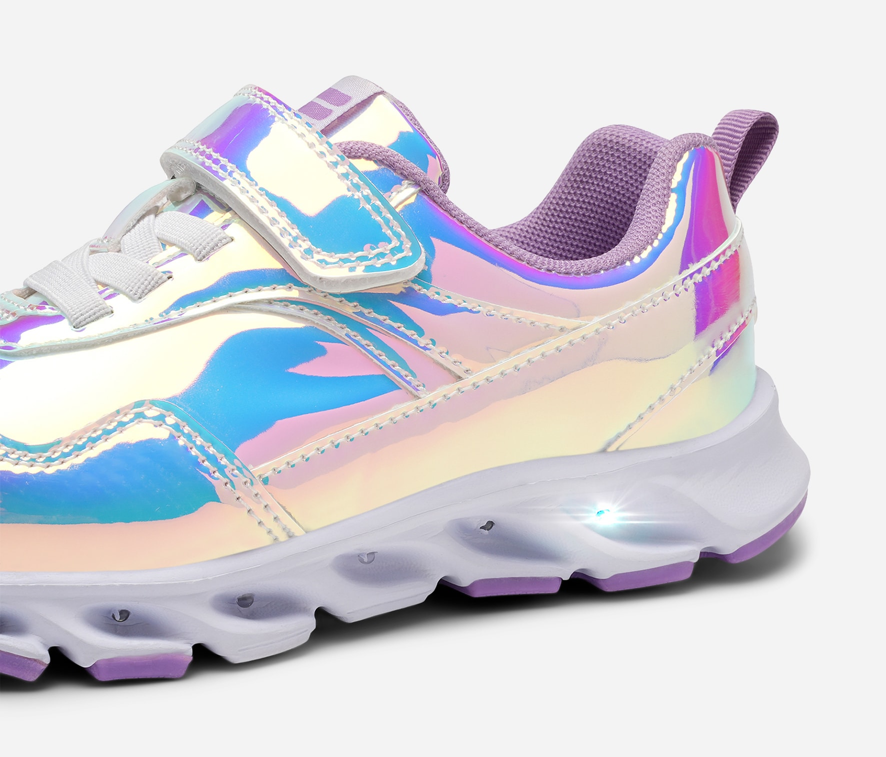 DINSKO, Blinkande sneakers Metallfärgade