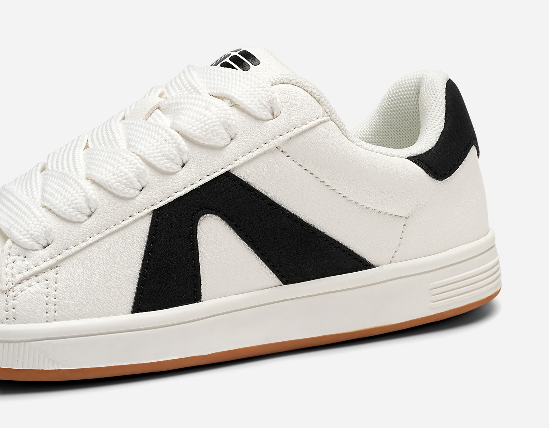 DINSKO, Sneakers Vita