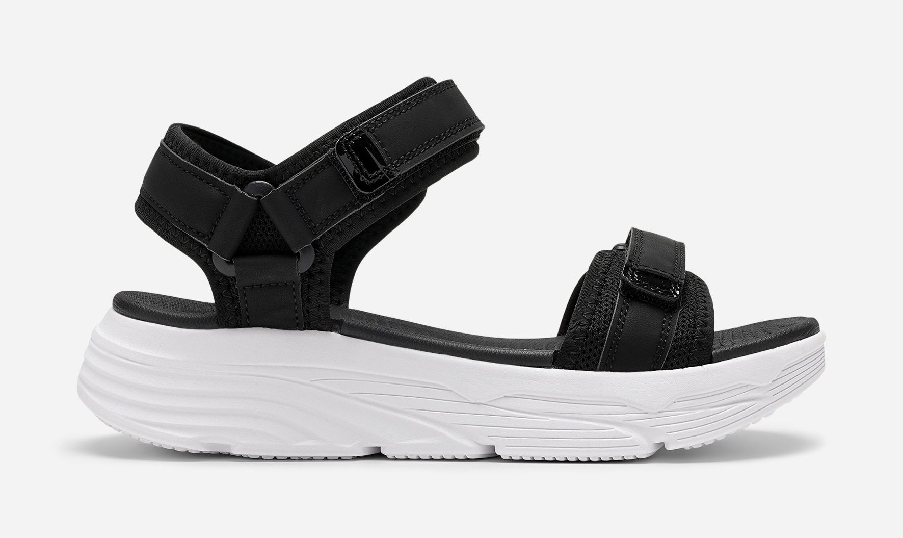 LINEAR, Sandaler med remmar Svarta