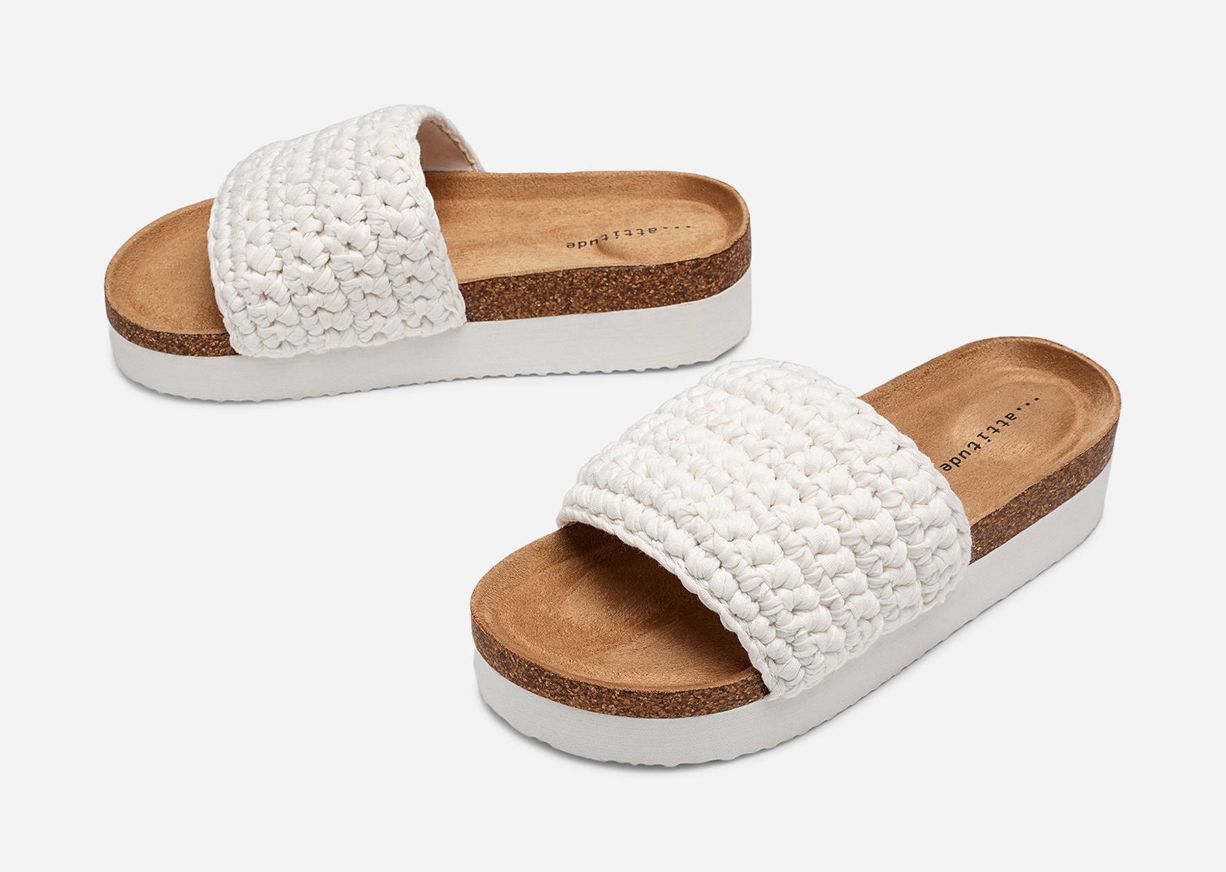 ATTITUDE, Sandaler med platåsula Vita
