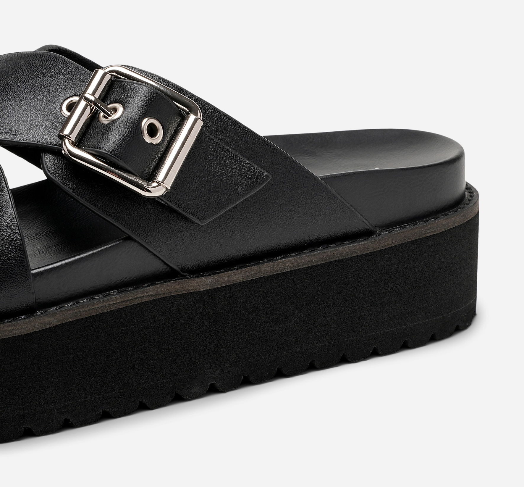 ATTITUDE, Sandaler med platåsula Svarta
