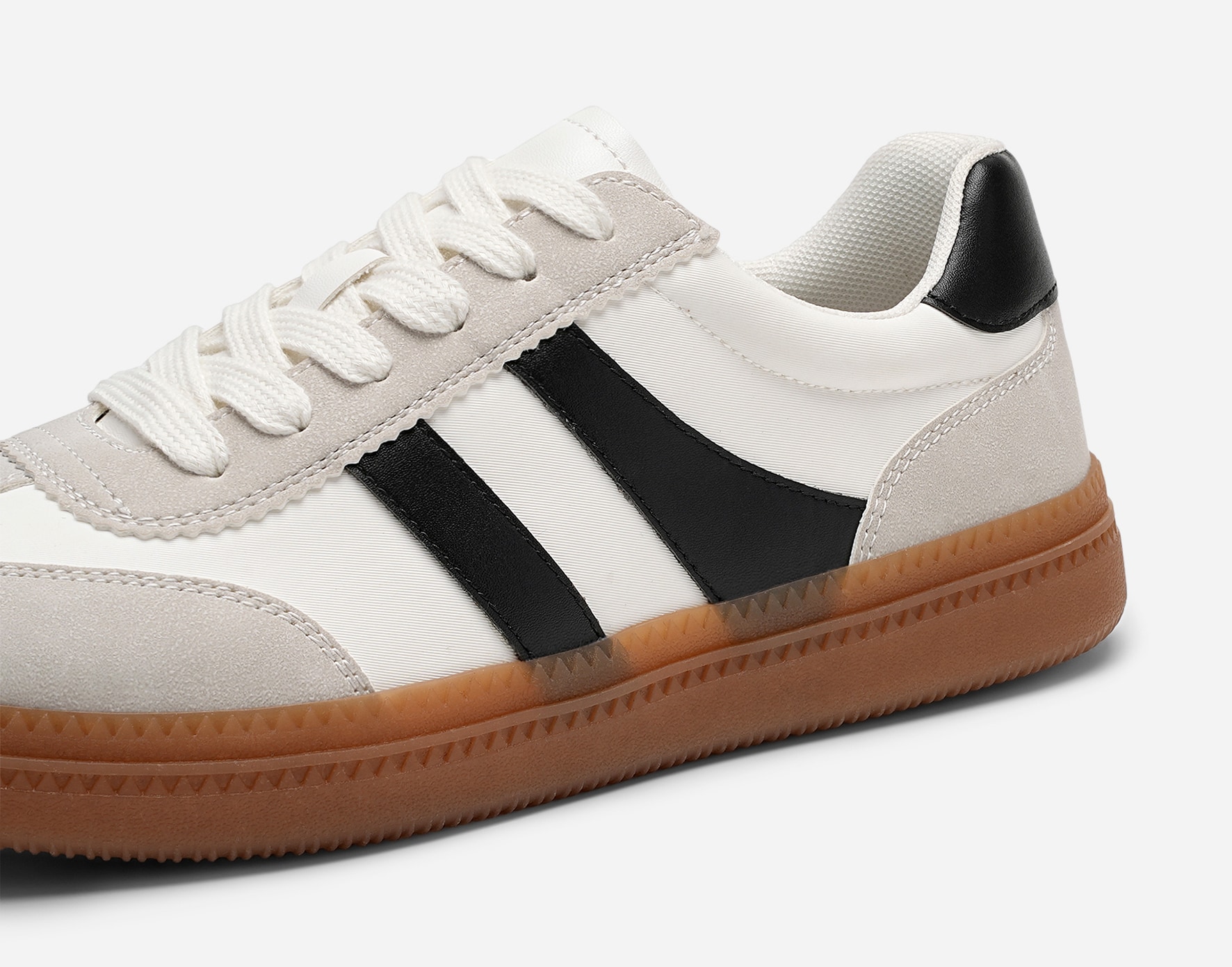 XIT, Sneakers Vita