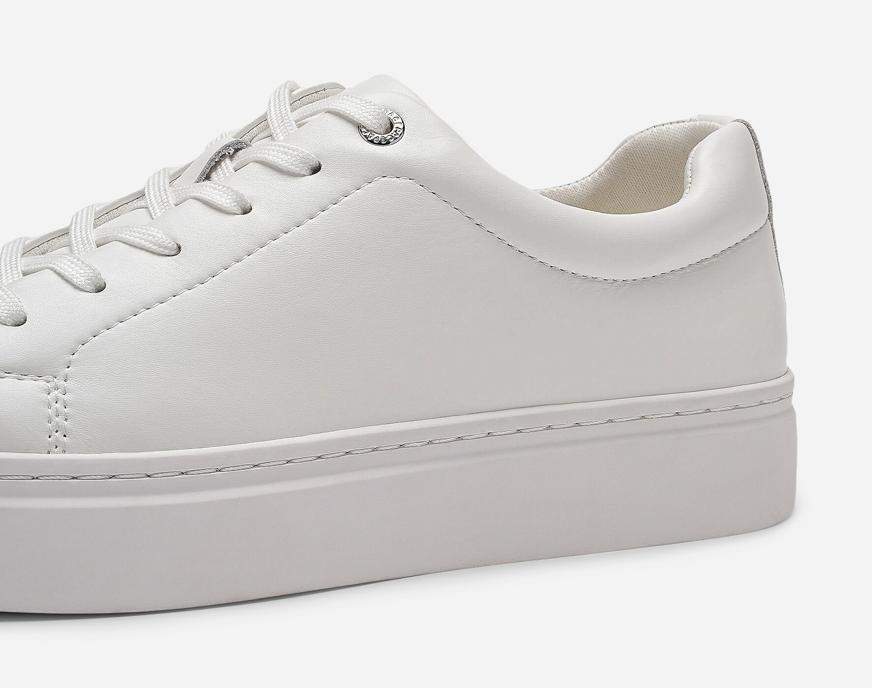 PACE, Sneakers Vita