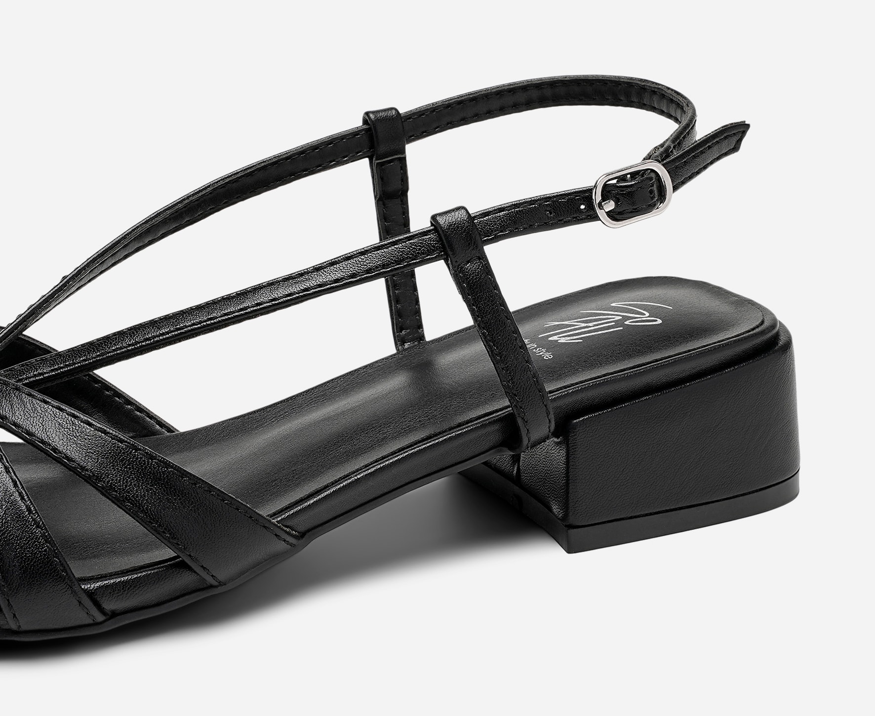 SO ALL, Sandaletter med remmar Svarta