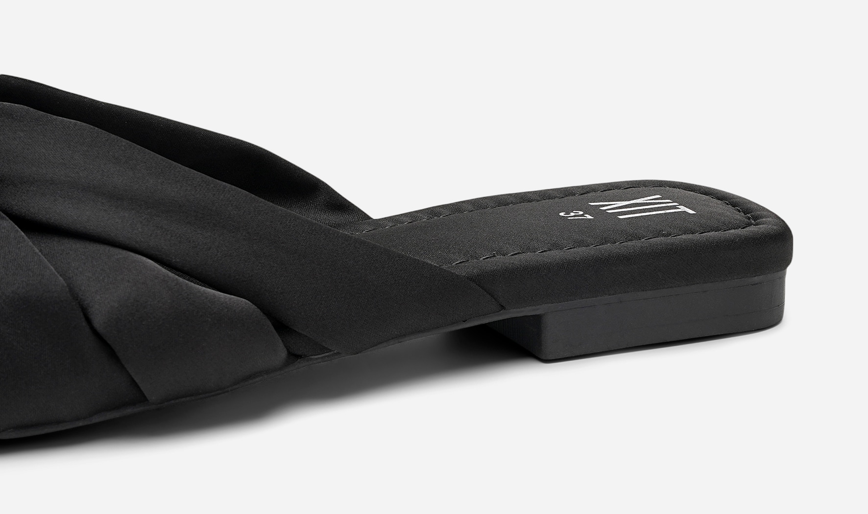 XIT, Sandaler Svarta