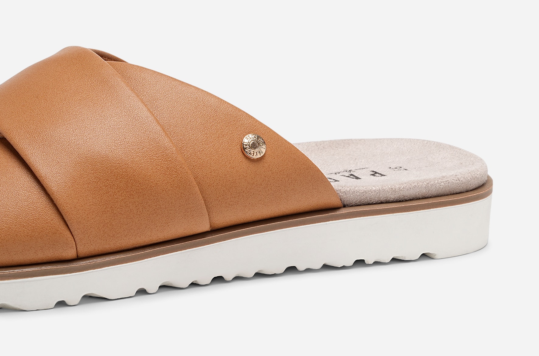 PACE, Sandaler Bruna