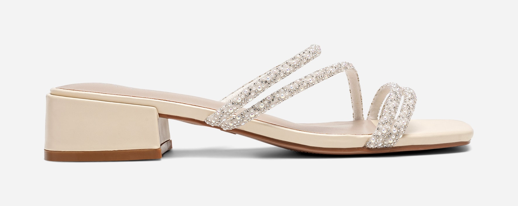 SO ALL, Sandaletter Vita