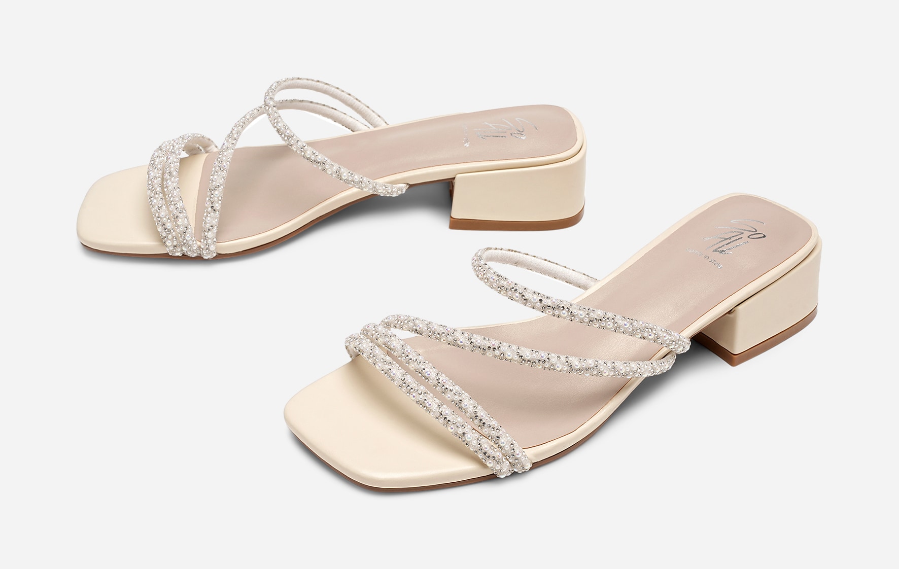 SO ALL, Sandaletter Vita