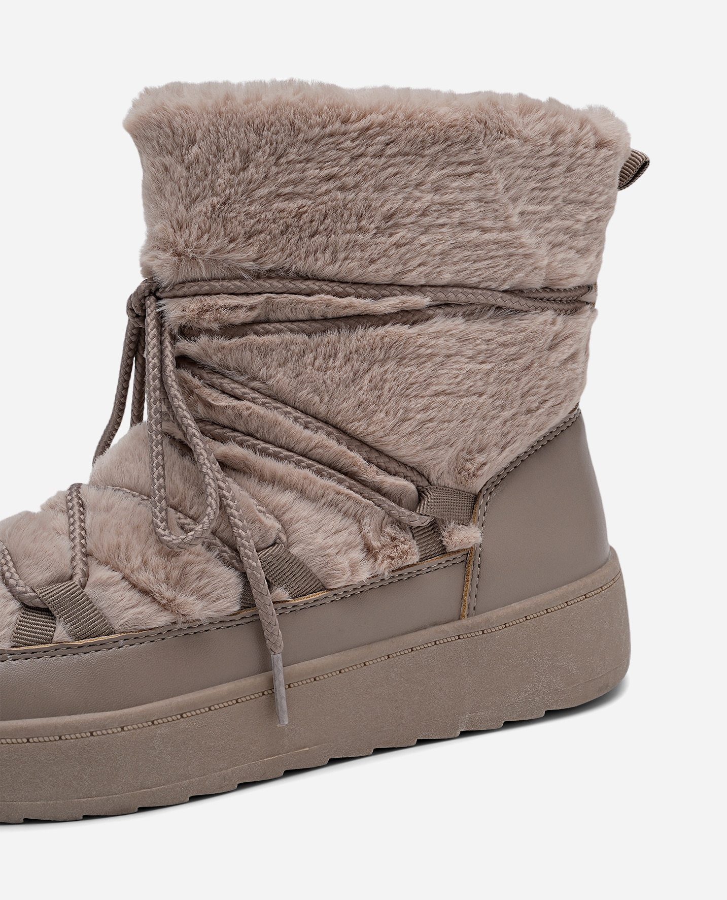 ATTITUDE, Varmfodrade boots med snörning Bruna