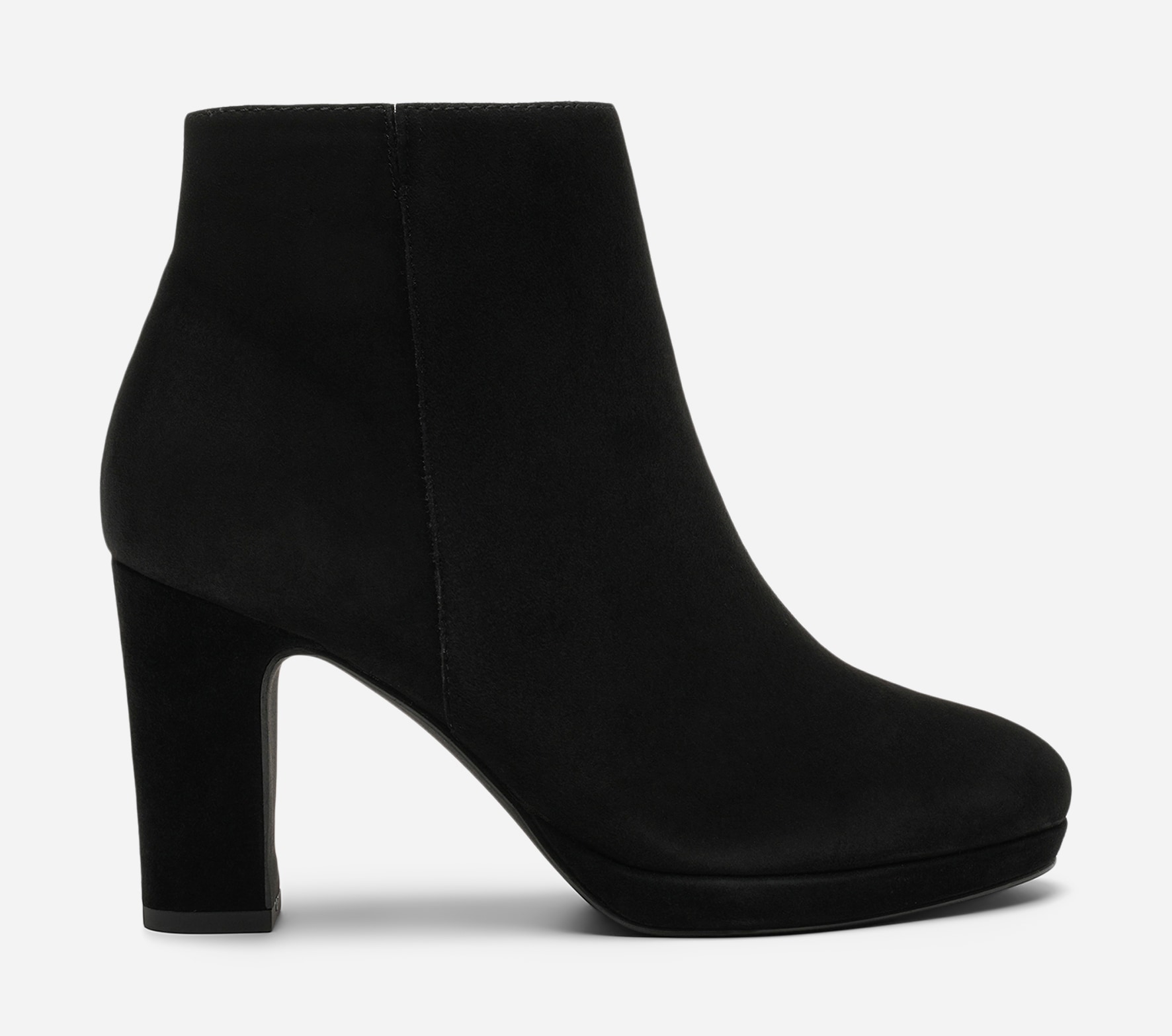 PACE, Boots Svarta