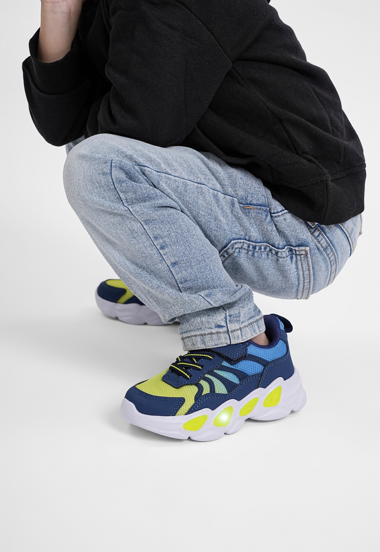 DINSKO, Blinkande sneakers Flerfärgade