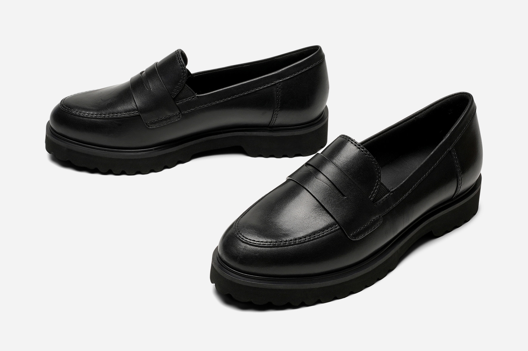 PACE, Loafers Svarta
