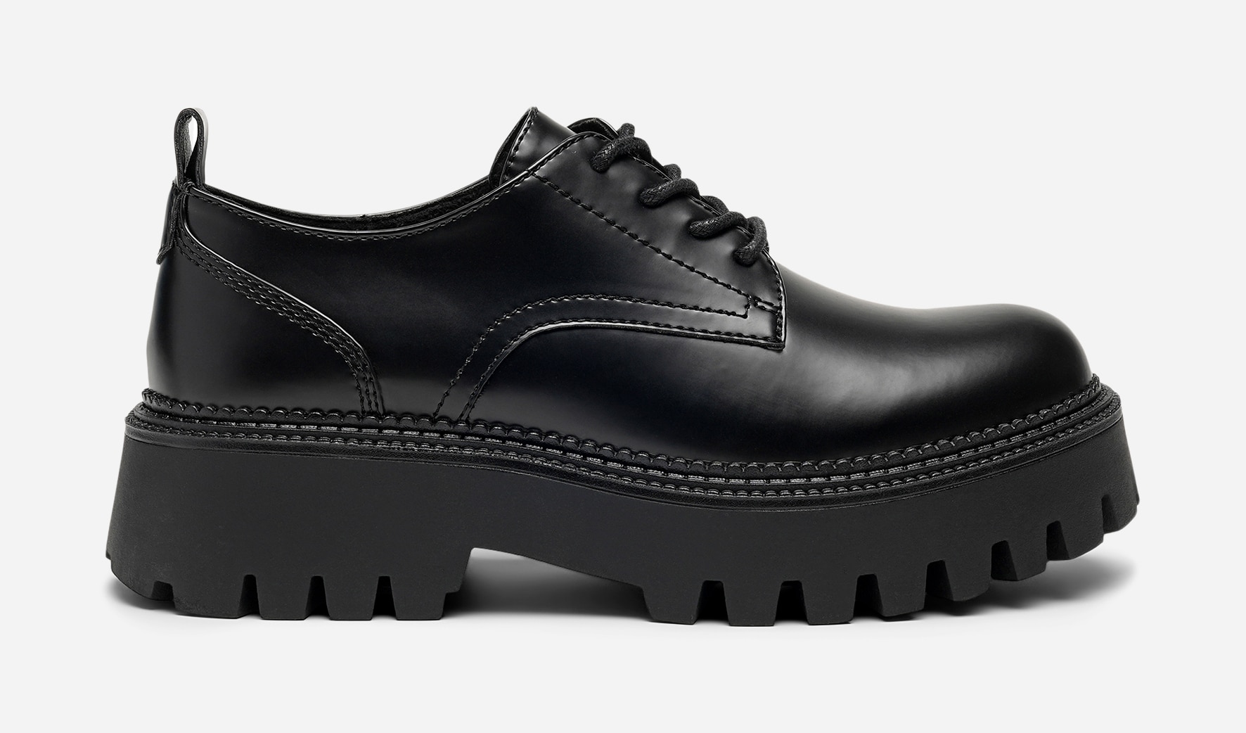 ATTITUDE, Snörskor Svarta