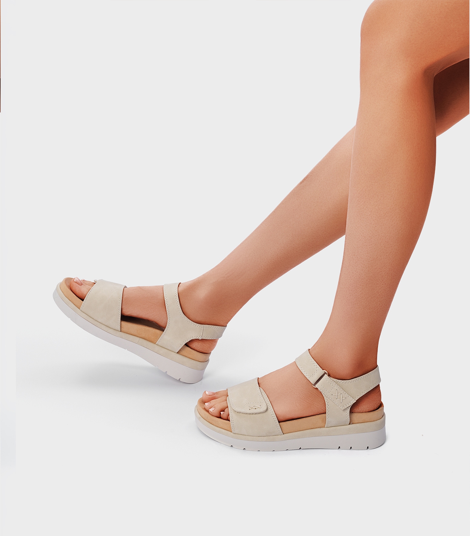 SO ALL, Sandaler med remmar Beigea