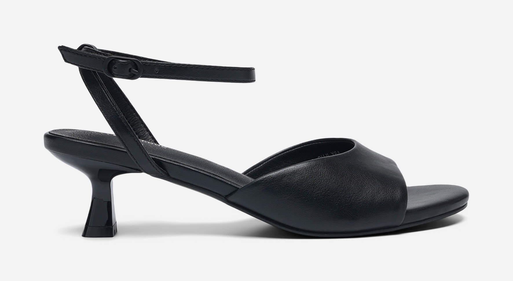 ATTITUDE, Sandaletter Svarta