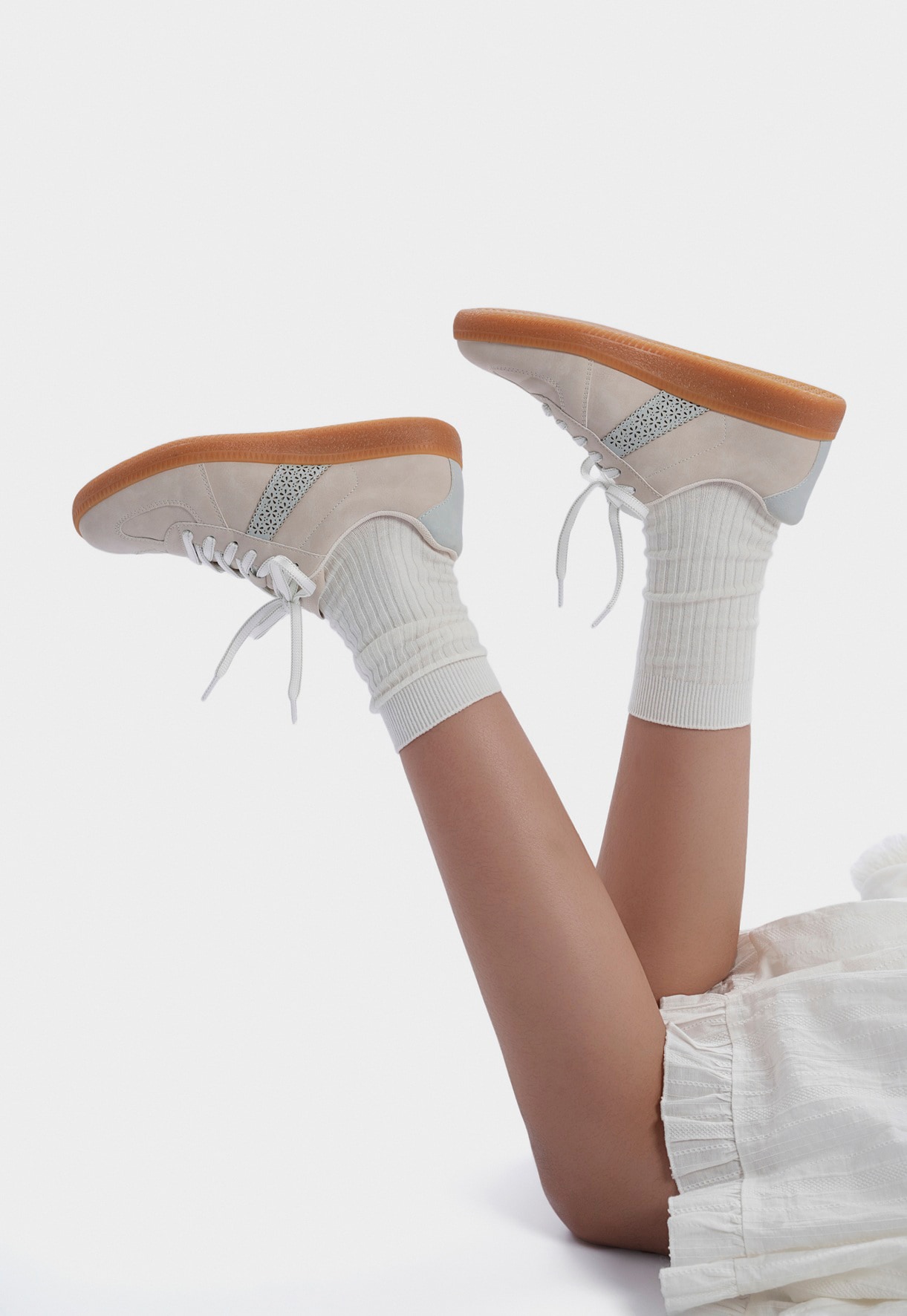 DINSKO, Sneakers Beigea