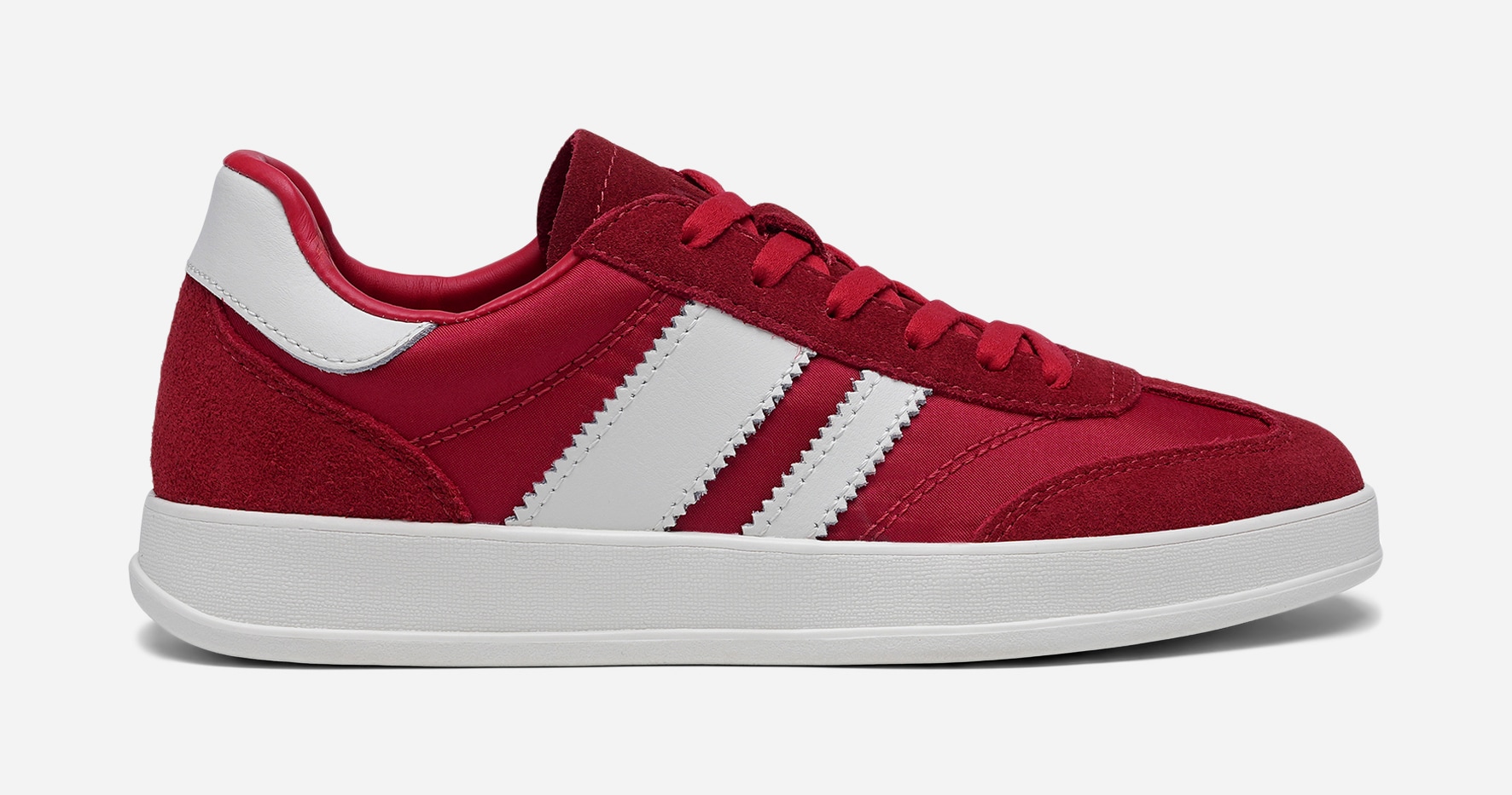 PACE, Sneakers Röda