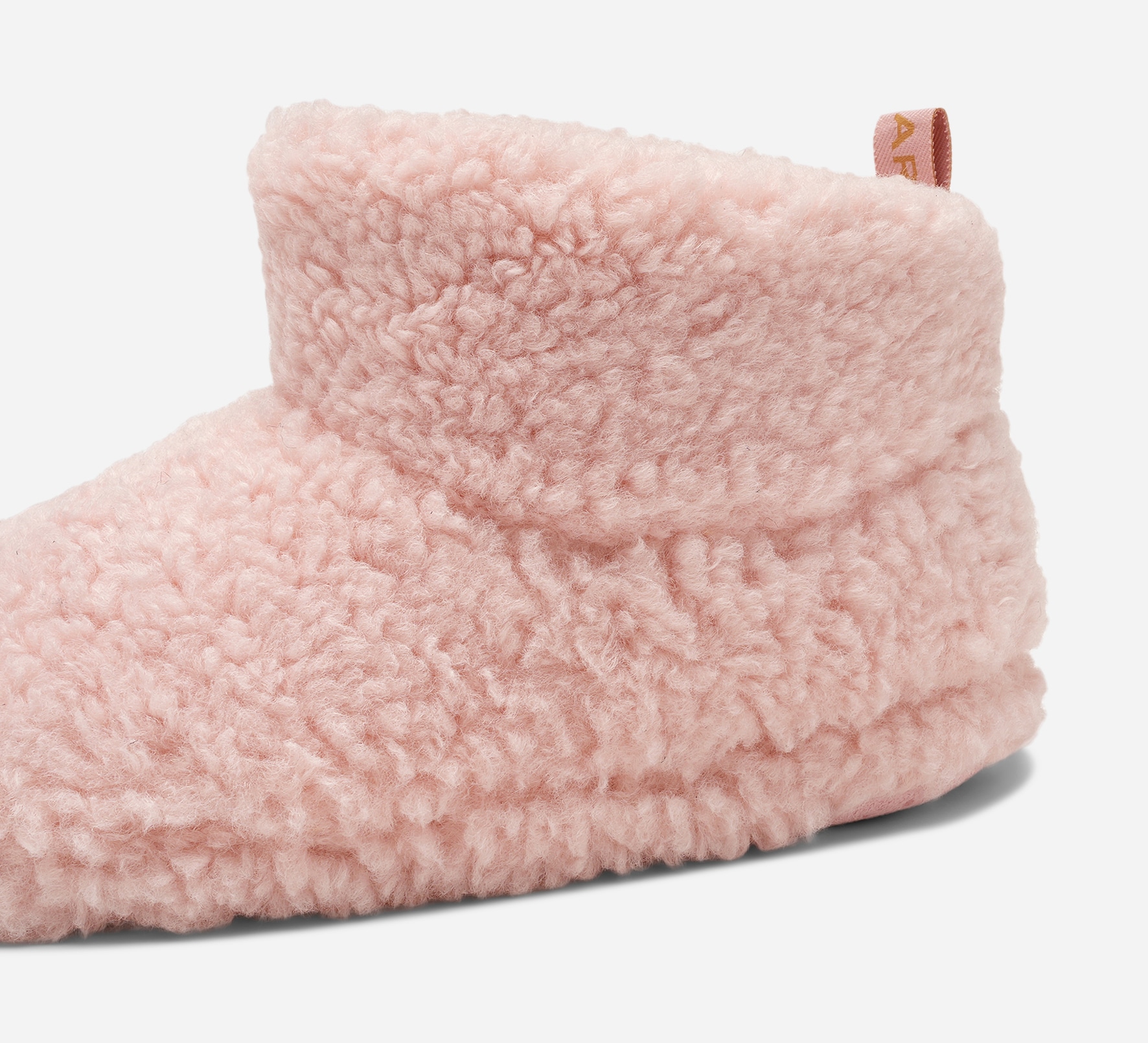 LINEAR, Tofflor Rosa